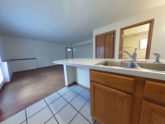 3rd image of 817 N 6th 1/2 St #6c6ed36f7