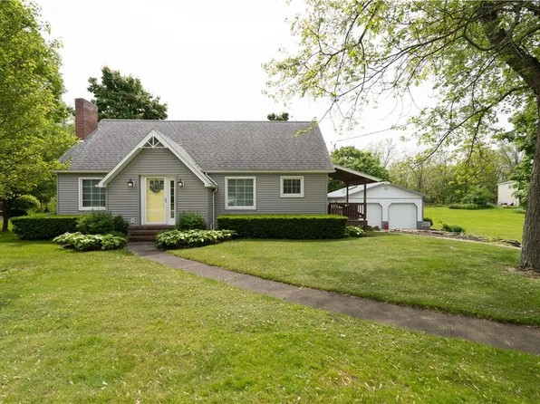 88 Geneva St, Bath, NY 14810