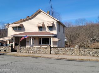 605 Hill St #L-10, Mayfield, PA 18433