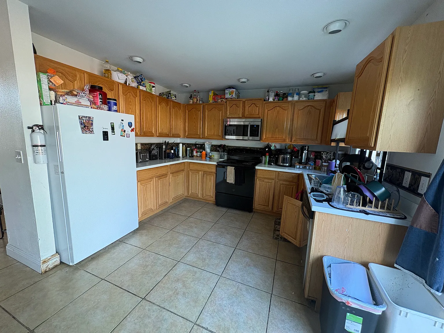 6 bed, 2.5 bath, 1910 sqft, $650 — Photo 4