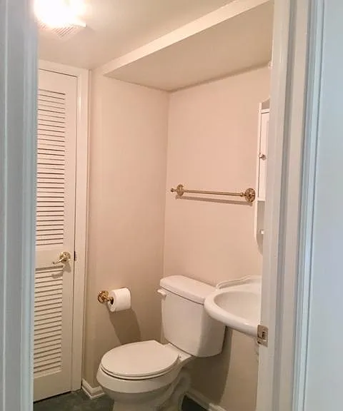 basement bathroom