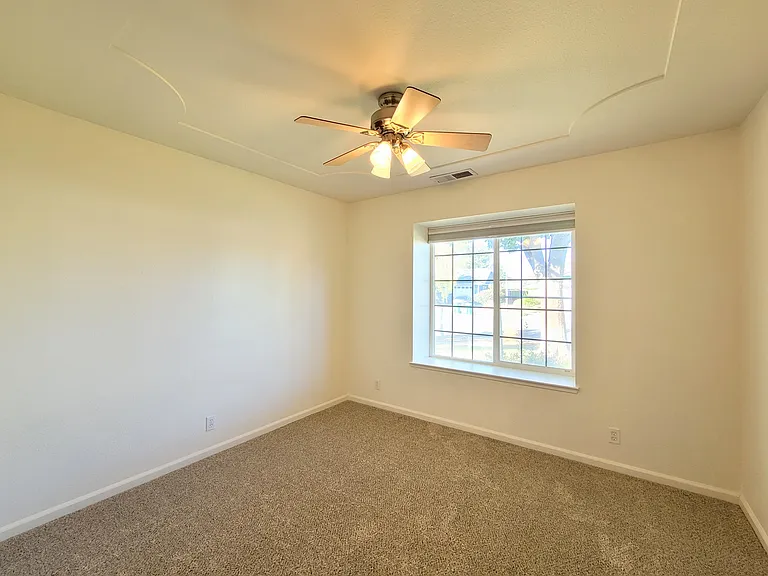 3008 Coach Lite Dr — Photo 18