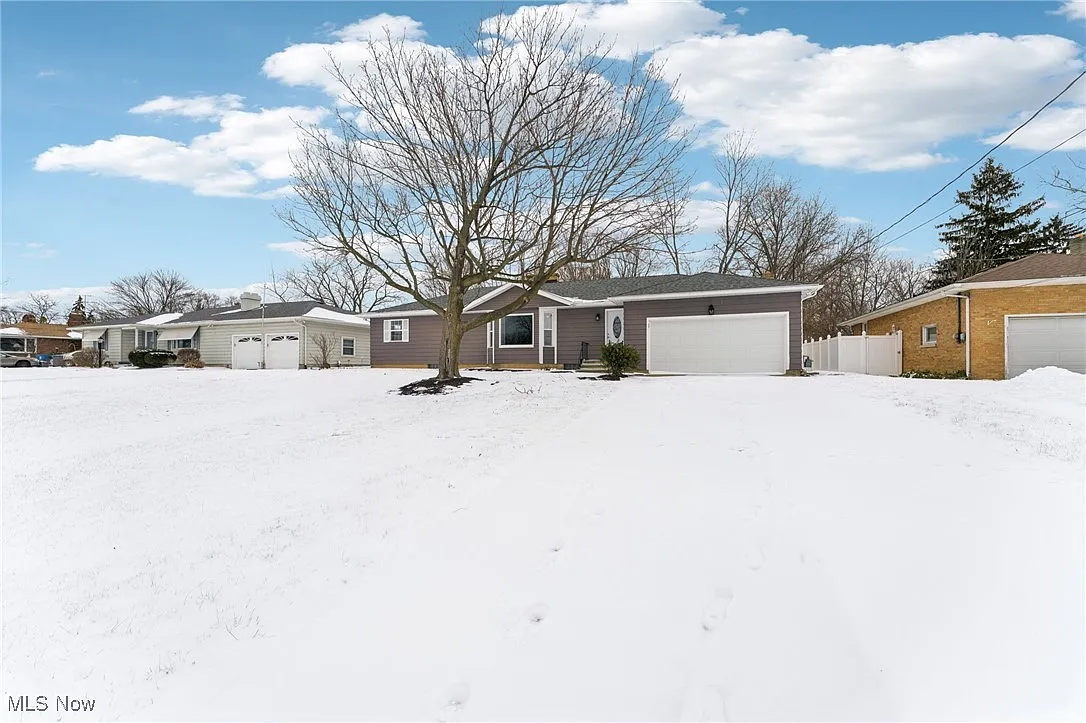 2601 Sherwood Dr photo 1