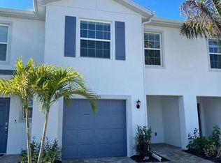 15141 Wildflower Cir, Naples, FL 34119