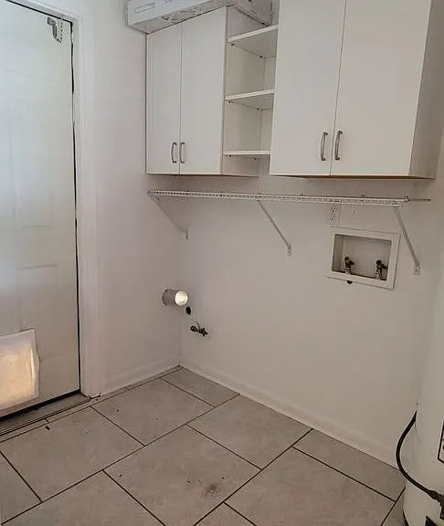 644 Kings Towne Pl — Photo 4