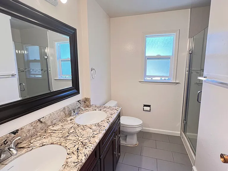29 Upland Ave — Photo 14