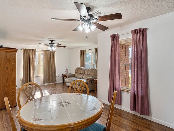 4th image of 619 W 19th St S