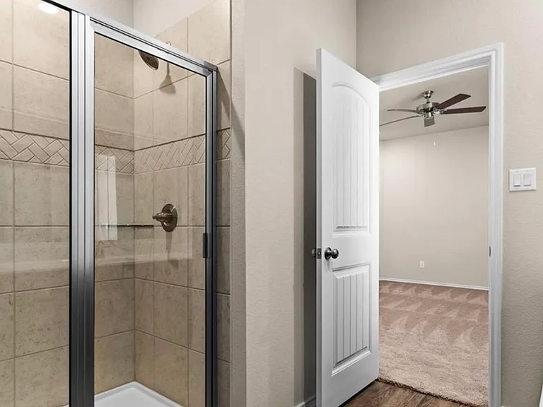 210 Green Valley Dr #A — Photo 8