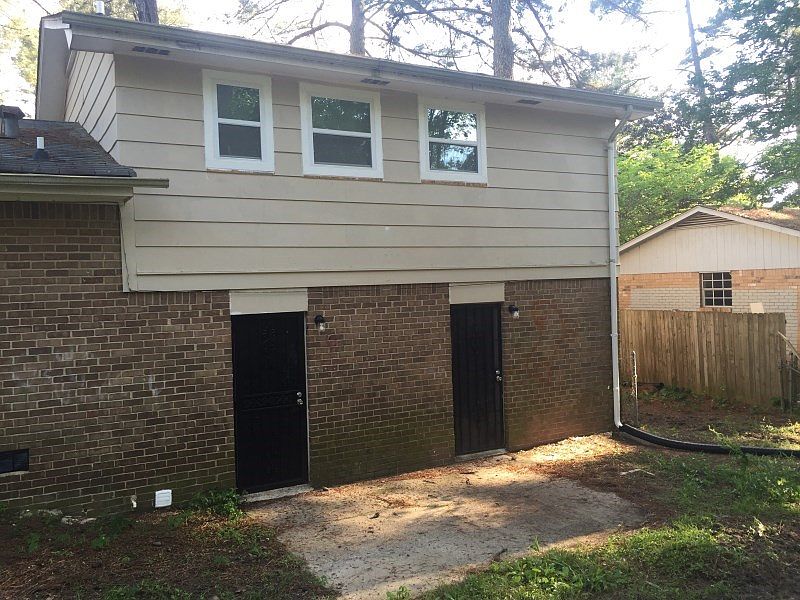 2nd image of 231 Bellwood Ln