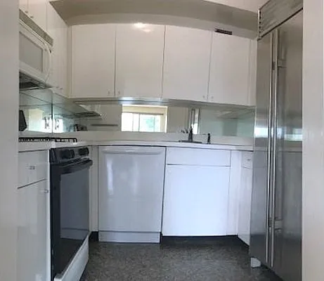 Rented by La Seven Inc. | media 5