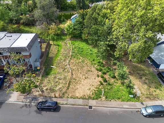 3rd image of 4925 SW 153rd Ave
