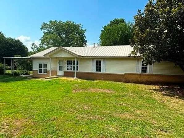 519 W Hickory St, Stilwell, OK 74960