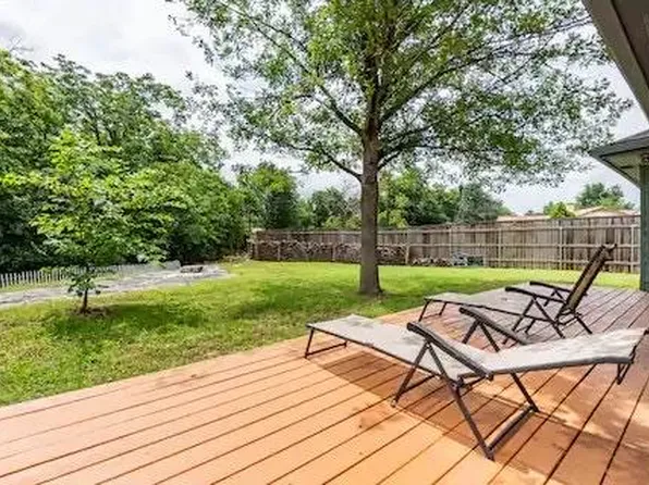 703 Oakridge Dr, Round Rock, TX 78681