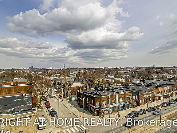 3rd image of 1787 Saint Clair Ave #617