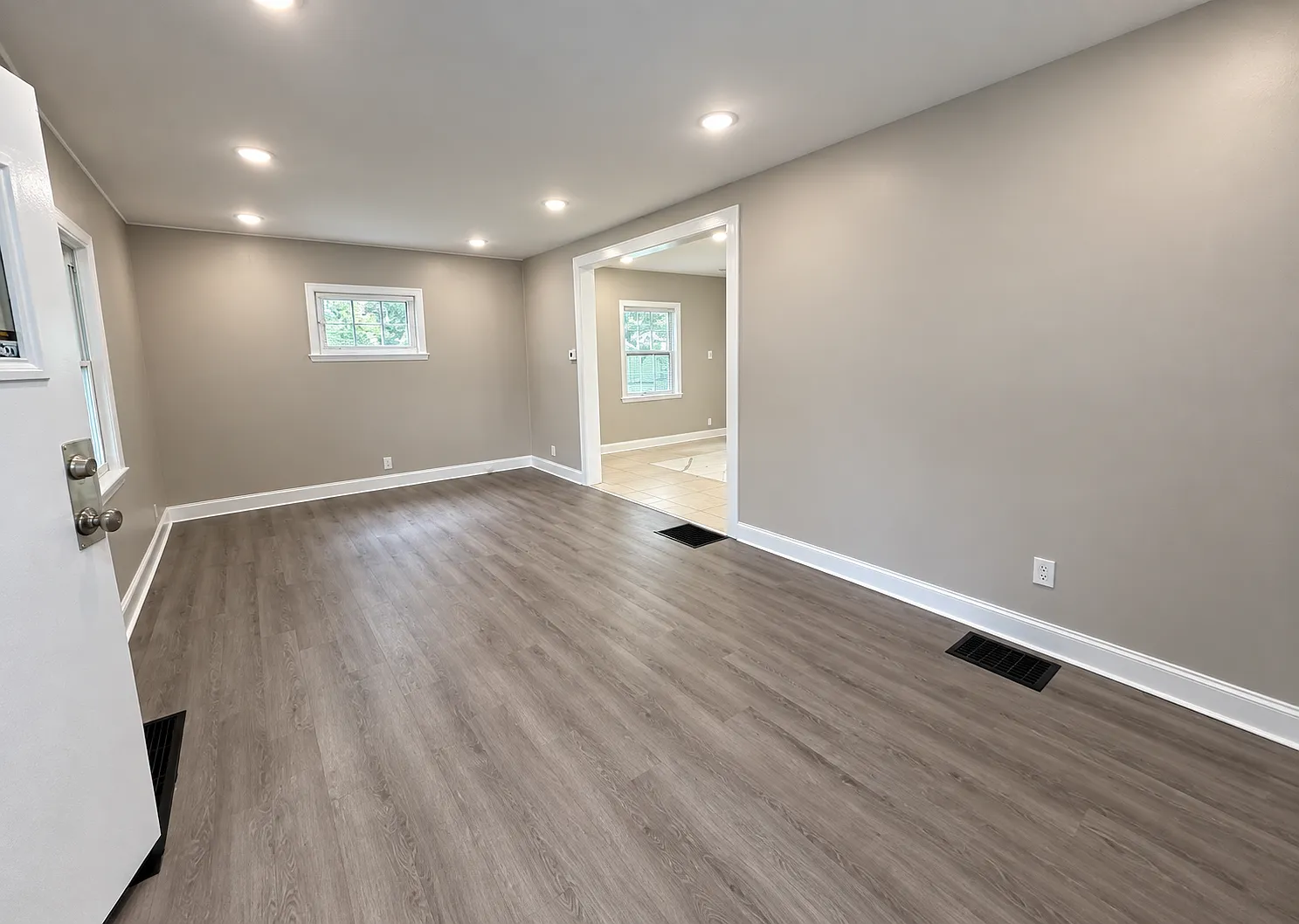 4 bed, 1500 sqft, $1,700 — Photo 3