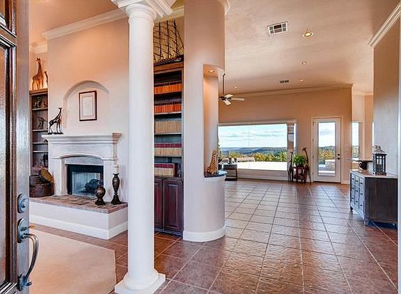 3rd image of 2351 Whitewater Dr