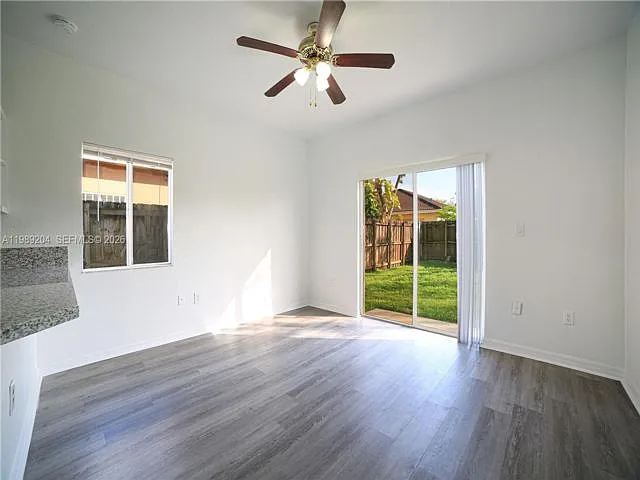 10270 SW 225th Ln — Photo 7