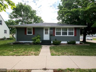 555 Monroe St SE, Hutchinson, MN, 55350