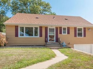 3019 Schaeffer Dr SW, Cedar Rapids, IA 52404