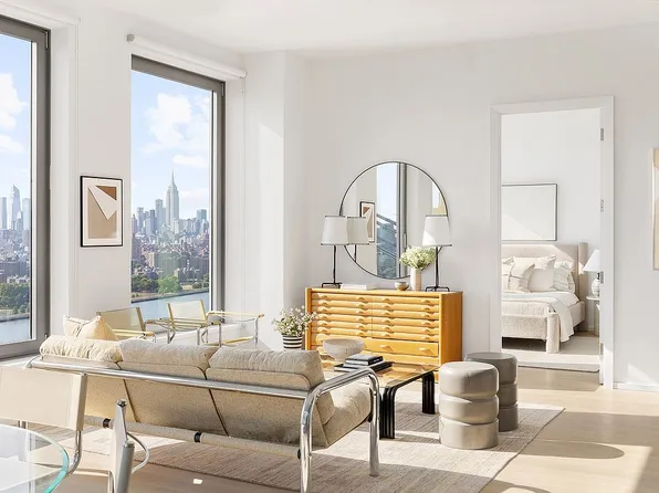 8 S 4th St #40B, Brooklyn, NY 11249