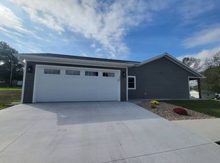 1801 P St, Auburn, NE 68305