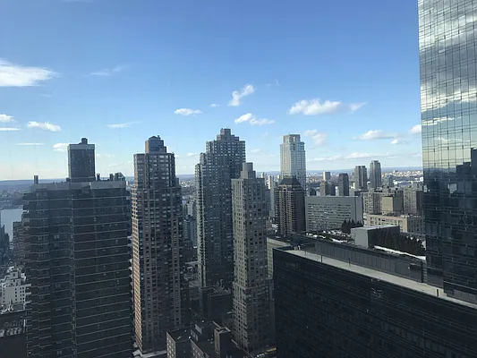 Rented by NY NY Condo, Inc | media 6