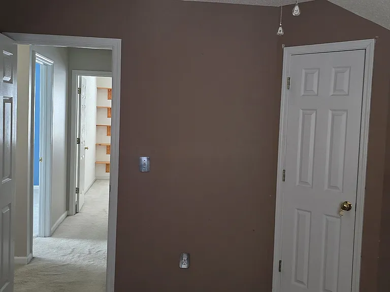 1 Bridal Path Ct — Photo 24
