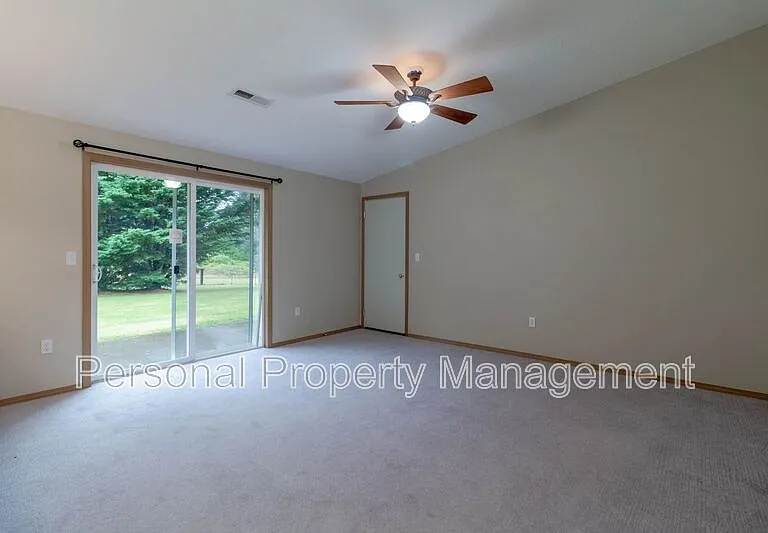 1312 SE 352nd Ave — Photo 4