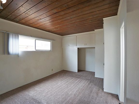 5th image of 5177 W Point Loma Blvd