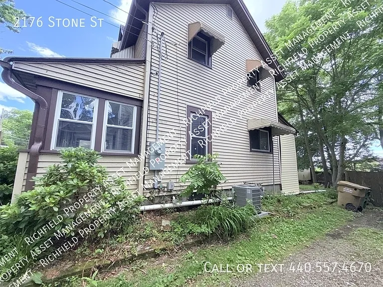2176 Stone St — Photo 13