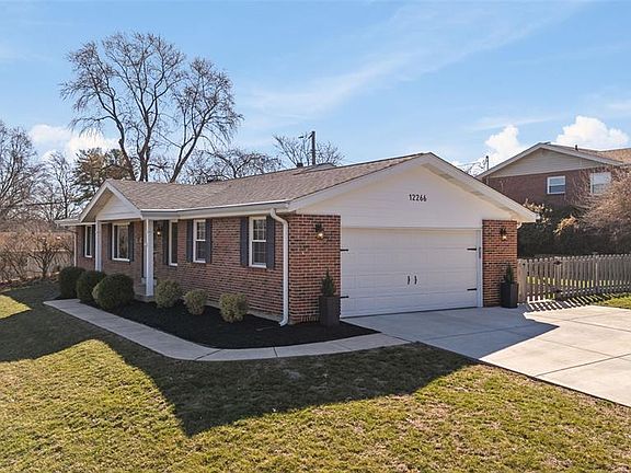 2nd image of 12266 Ravelle Dr