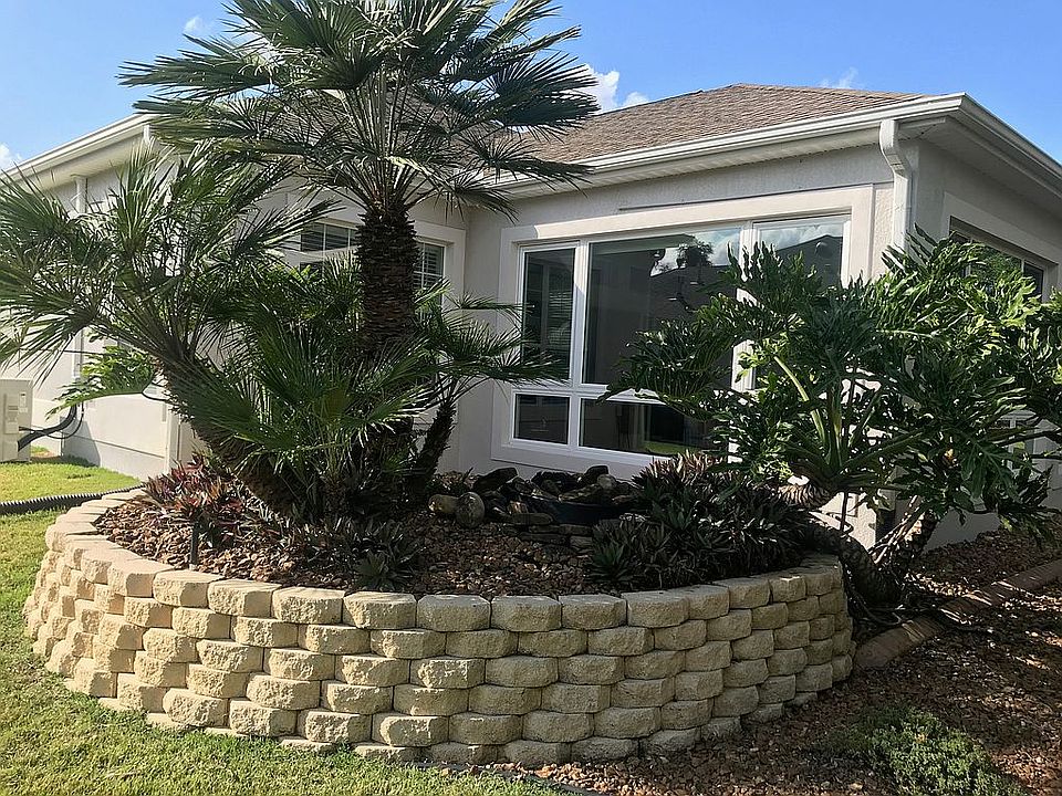 2nd image of 1103 Lakeview Ln