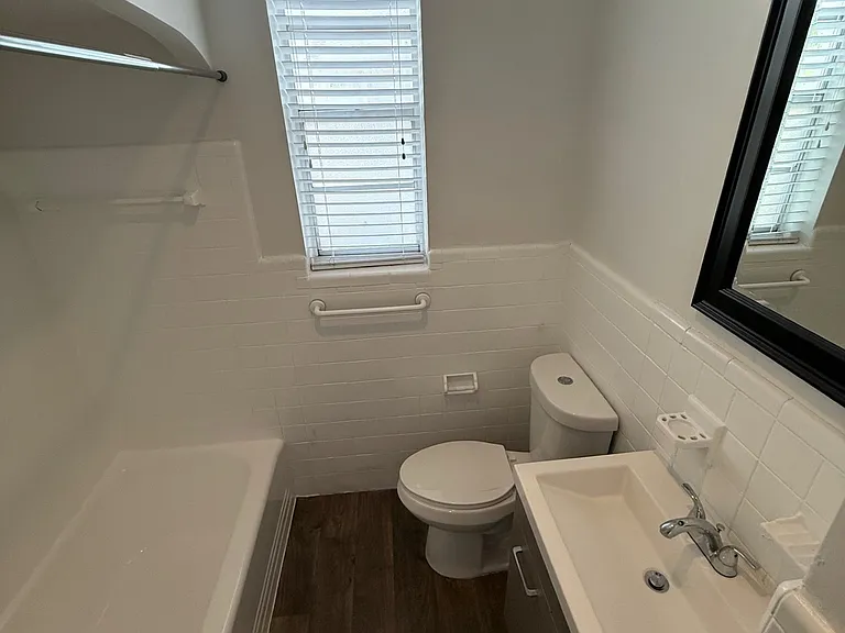 2764 Vernon Ter #B3 — Photo 6