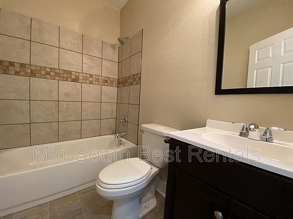 3rd image of 4204 W 24th St #A