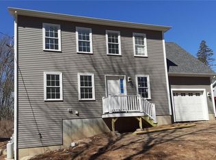 129 Curtis Corner Rd, South Kingstown, RI 02879
