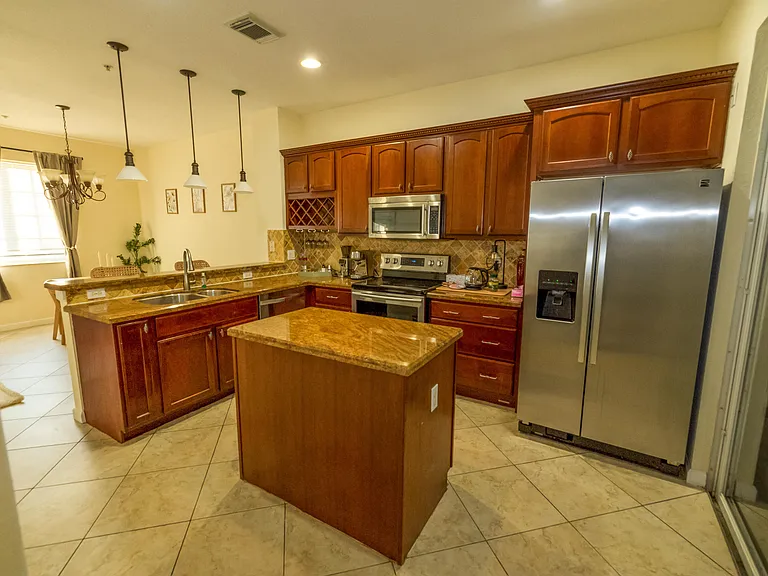 4574 Danson Way — Photo 8