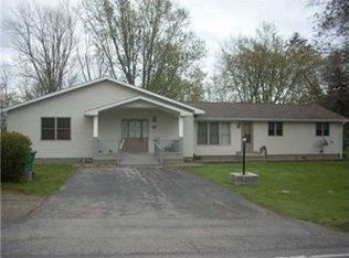 5721 Keck Rd, Lockport, NY 14094