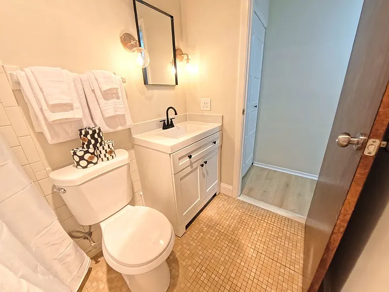 2519 Culver Road Apartments — Photo 17