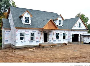 1044 Ratley Rd, West Suffield, CT 06093