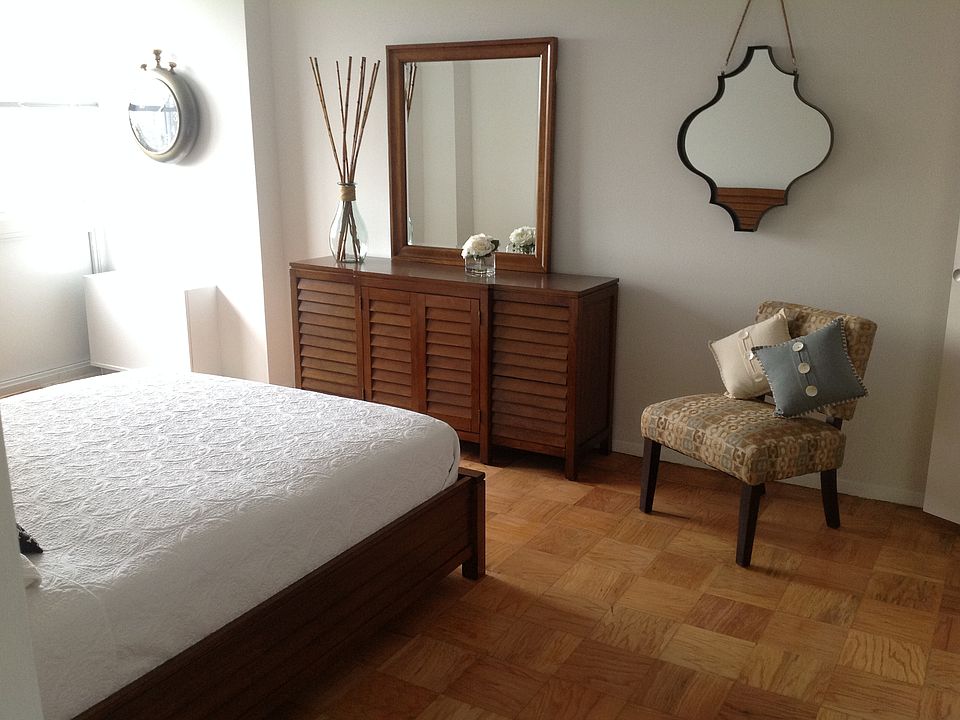 1st image of 101 S Whiting St APT 1209