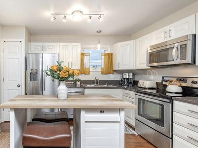 651 W 88th Ave, Anchorage, AK, 99515