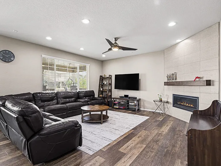 3431 Mount Powell Dr — Photo 3