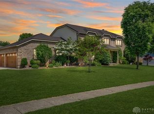 3430 Fairwood Dr, Dayton, OH 45432