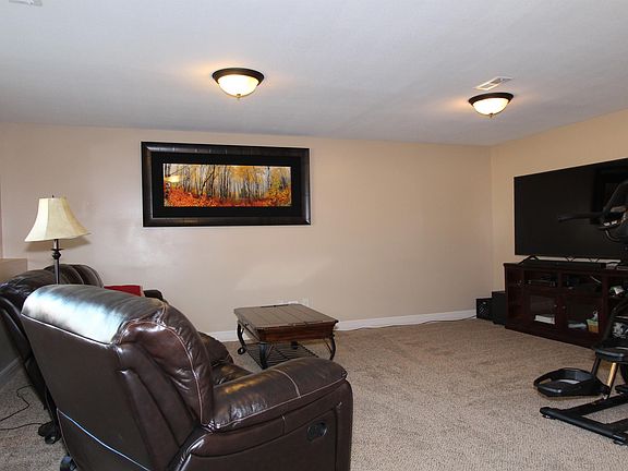 3rd image of 2326 Buckshot Dr