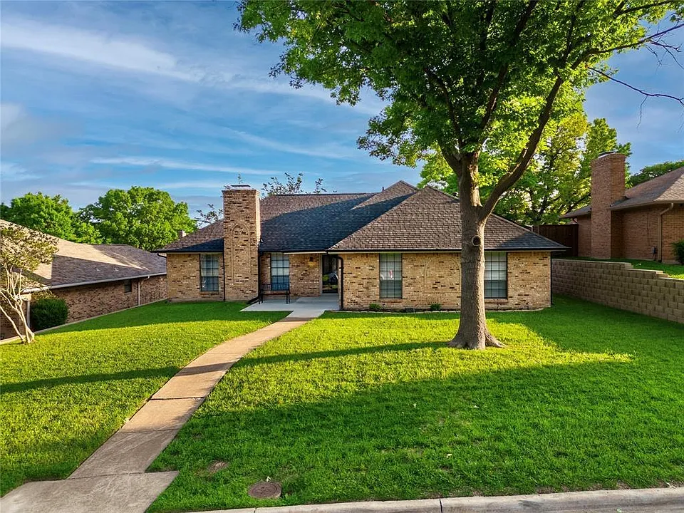 408 Shoreview Dr