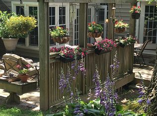 11807 Briar Mill Ln, Reston, VA 20194