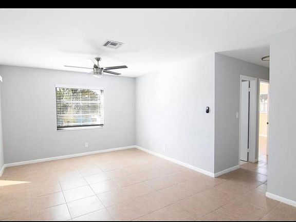2nd image of 1754 2nd Ave N APT 212