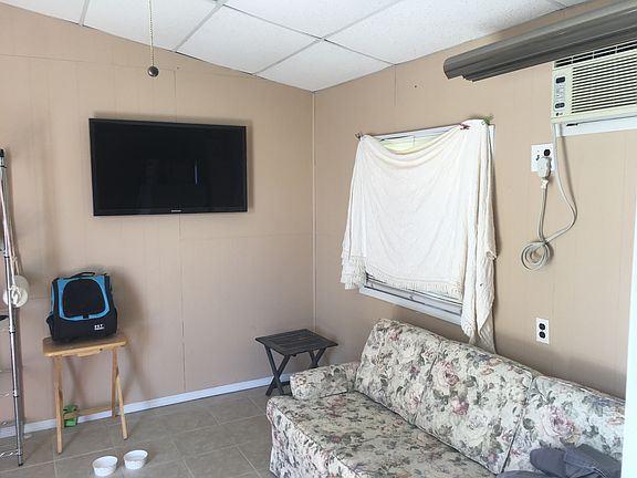 3rd image of 5180 Island View Cir S