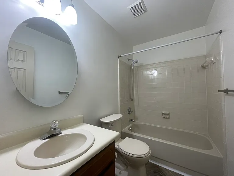 114 Fair Oaks Dr — Photo 9