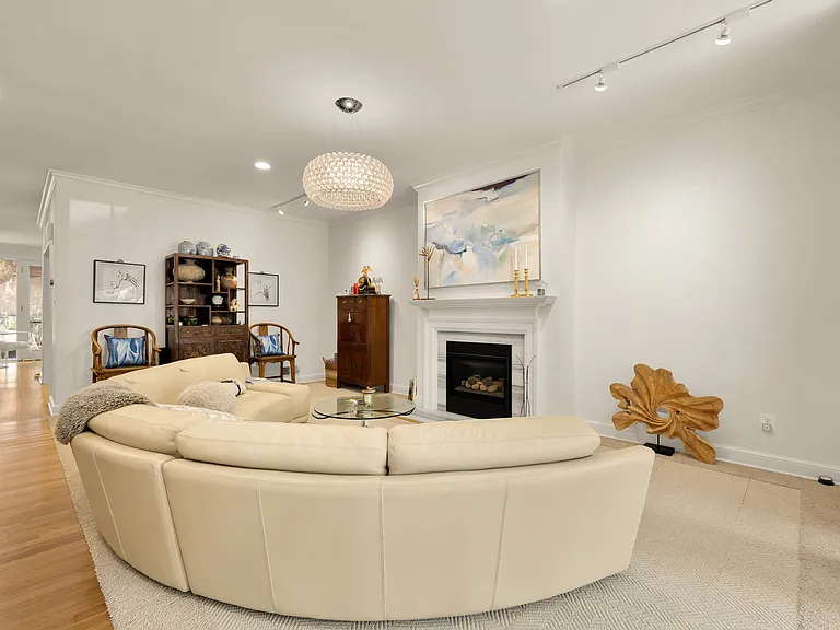 3043 W Lane Kys NW — Photo 5